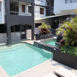 coolum-beach-resort.queenslandhotels.net/